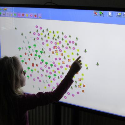 Dotykove Televize Obrazovky 9