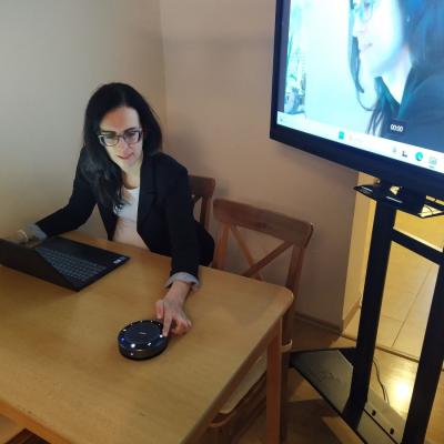 Konferenci Dotykova Estava S Kamerou A Bezdratovym Mikrofonem 2